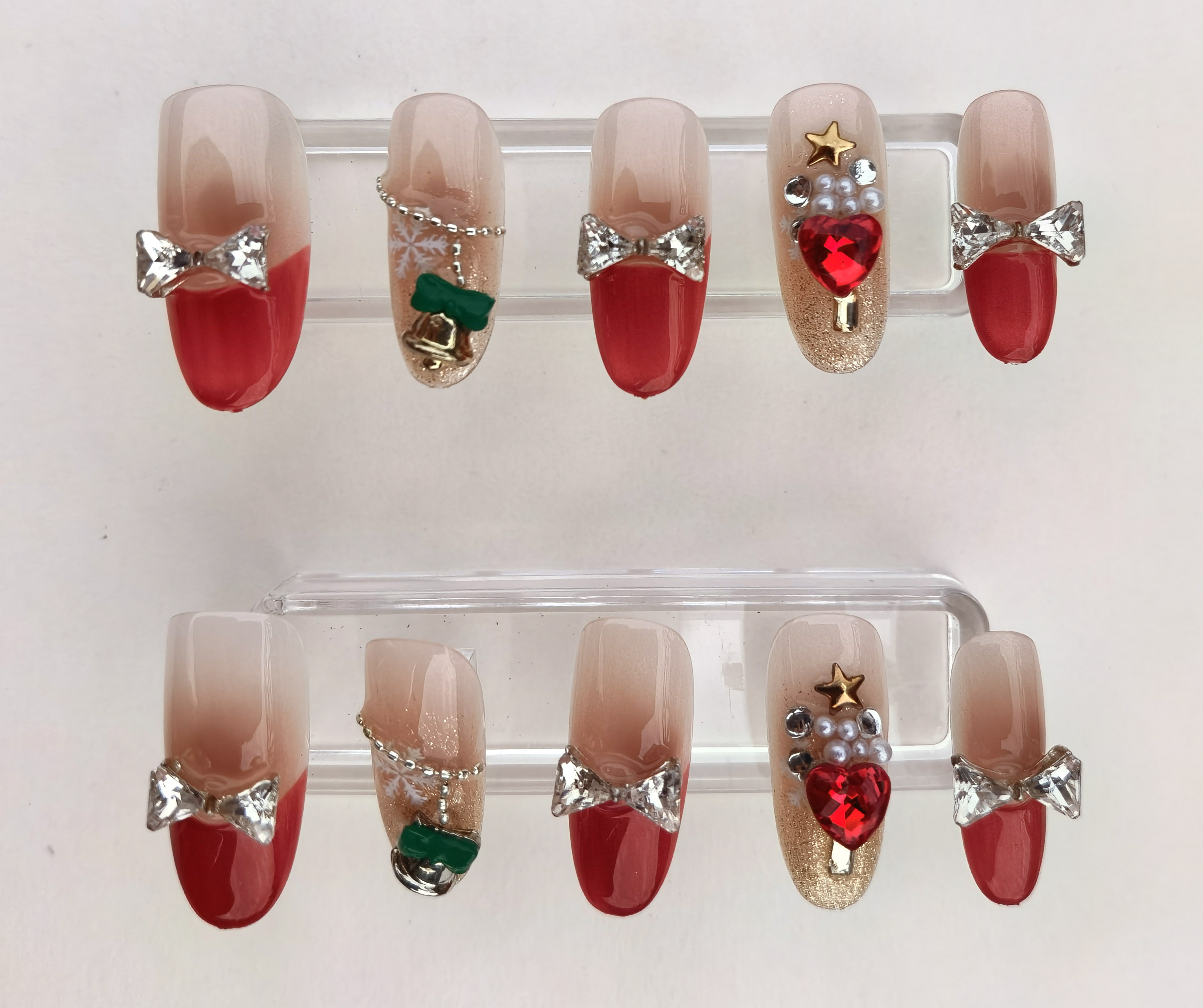 Festive Glamour - Tenth Touch